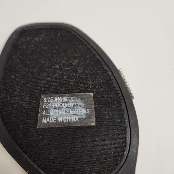 🆕️Forever 21 Black Rhinestone And Lucite Heel Sandals - Picture 10 of 14